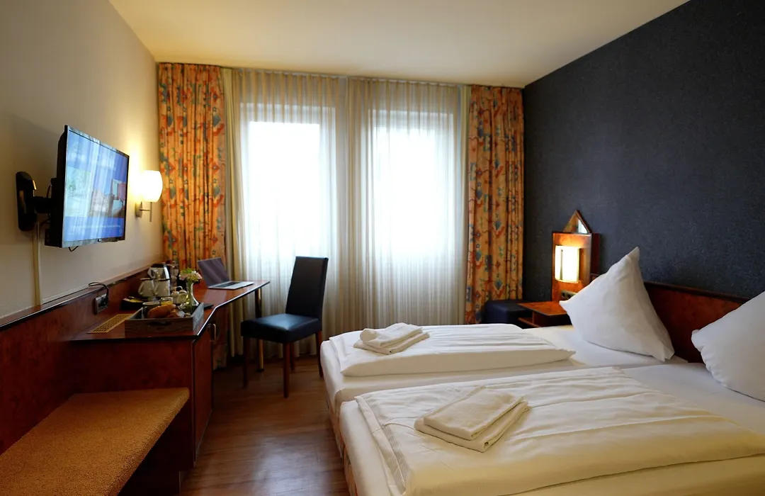 Hotel Miramar Am Roemer-1